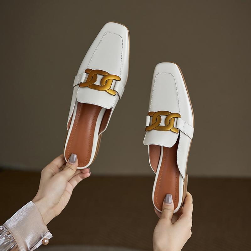 New Spring/Summer Women Shoes Square Toe Pumps Women Solid Cow Leather Low Heel Mules Metal Button Slipper for Women Mules
