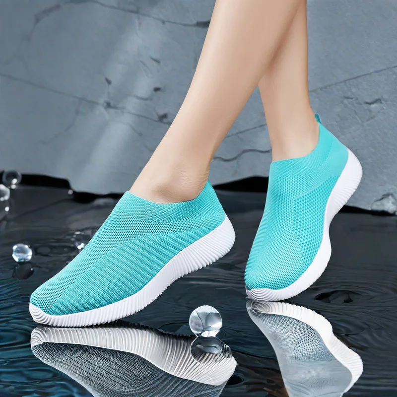 Sier High Top Sneakers For Women 2024 Designer Woman Brands Tenid Low Heel Shoes Slimming Womens Loafers Tennis