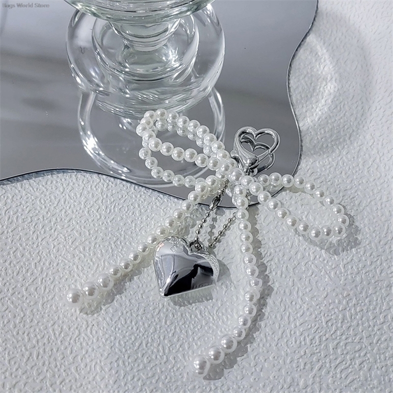 Korean Sweet Pearl Bow Keychain Heart Pendant Keychain Y2K Fashion Keyholder Girls Bag Pendant Accessories ww 240914