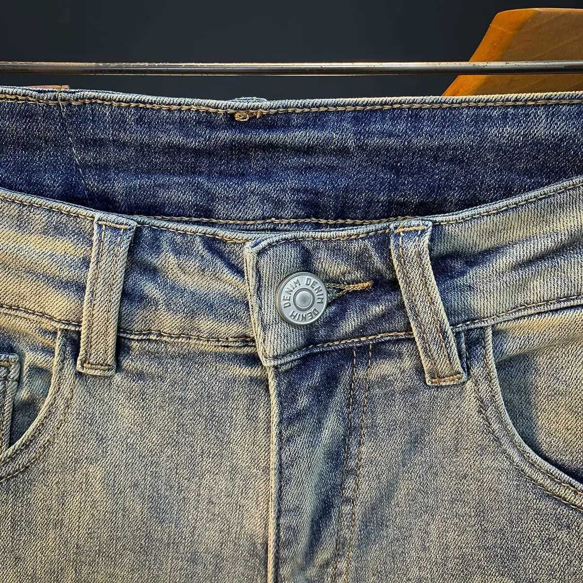 New Summer Luxury Clothing Kpop Washed Casual Denim Shorts Knee Length Distressed Hole Breathable Boyfriend Short Jeans for MenX240914