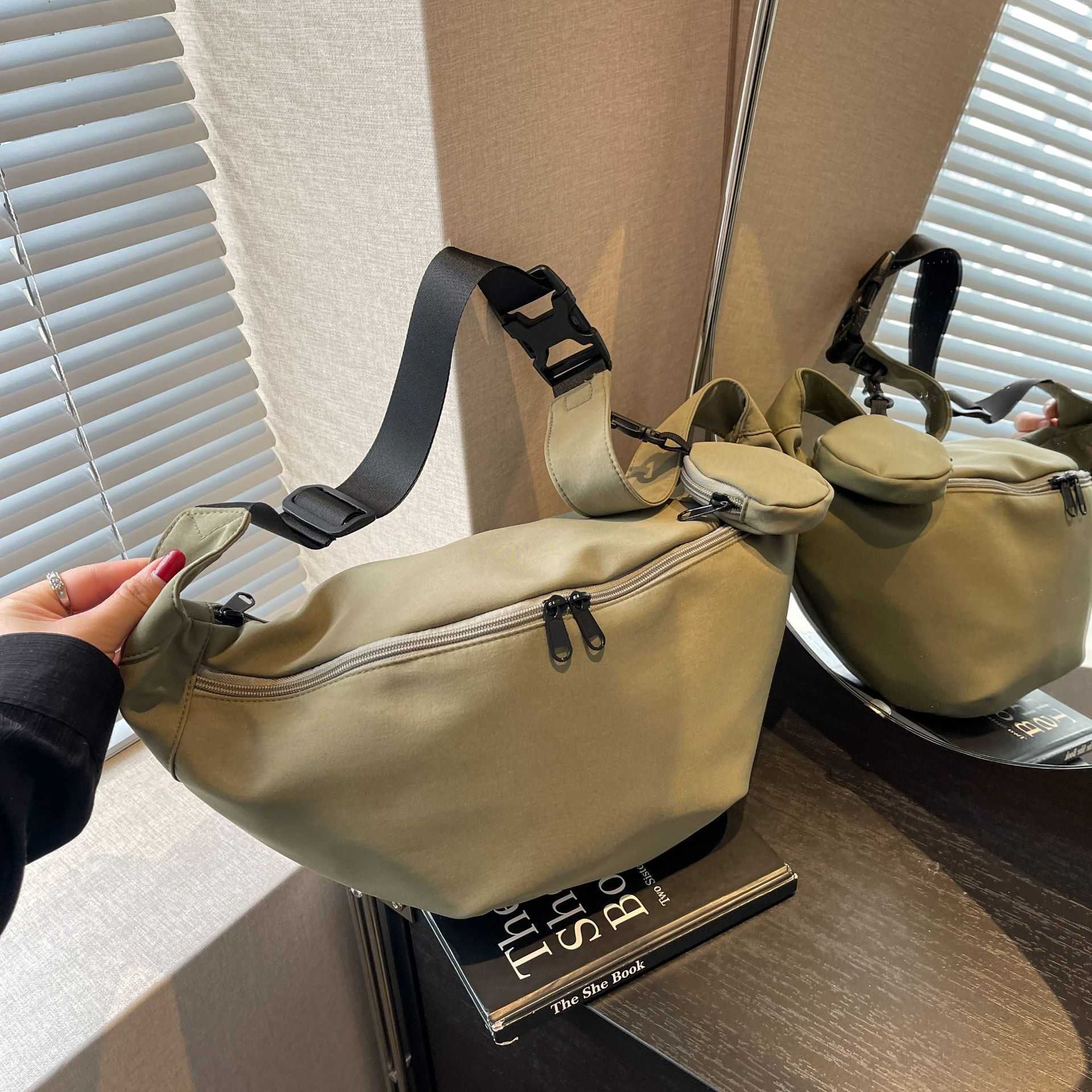 female Korean version single shoulder diagonal cross bag waist bag nylon bag street trend bag dumpling bag 240915