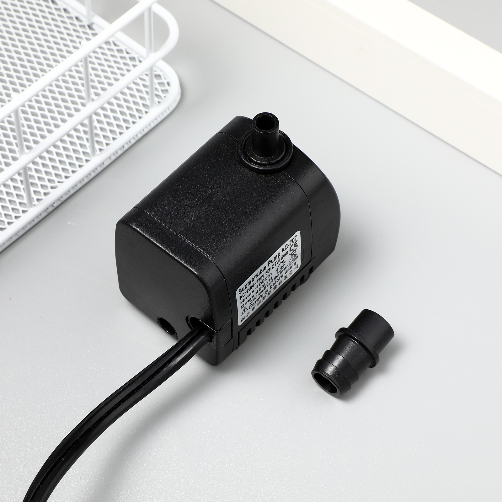 AC 110V 400L/H 7W Aquarium Fish Tank Pond Submersible Water Pump with US Plug (Black) Water pump submersible