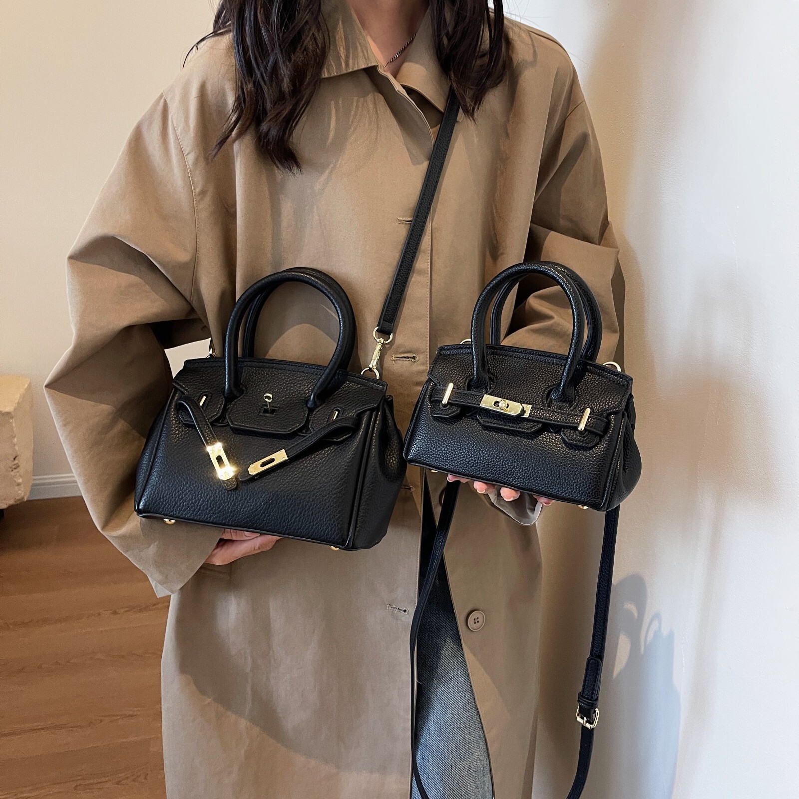 Small niche design handbag women's 2024 new fashion versatile ins shoulder crossbody bag