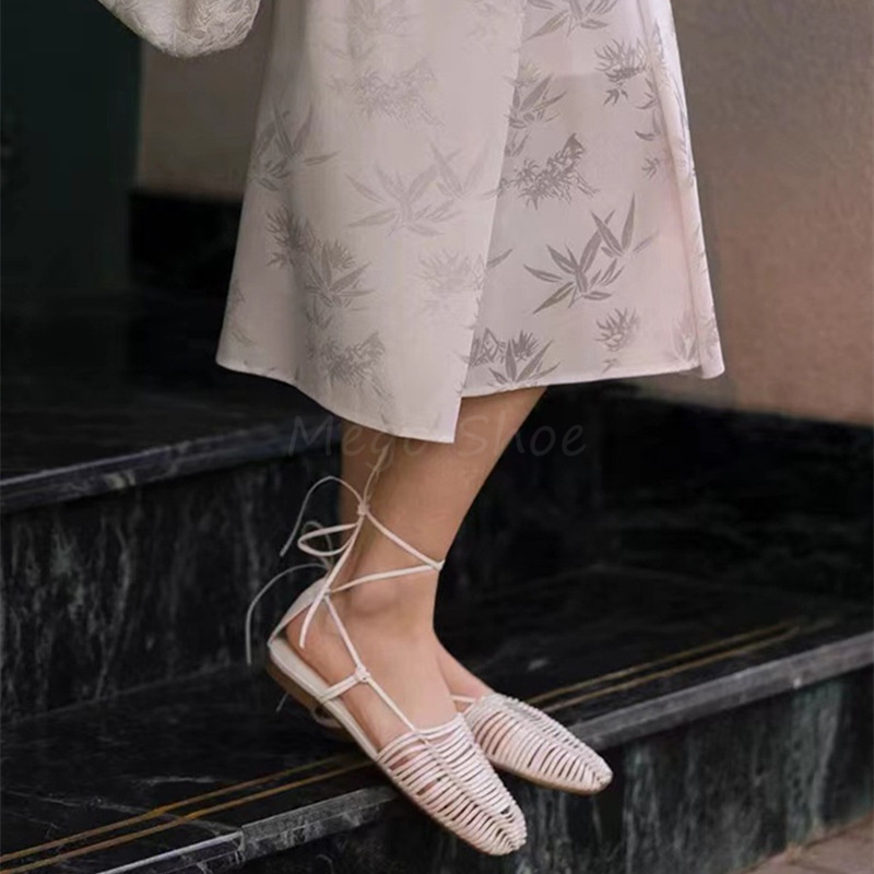 Strappy Hollow Shoes Sandals for Women Silver Golden Sheepskin Leather Roman Sandals Frmale Summer Flat Bottomed Woven Sandals
