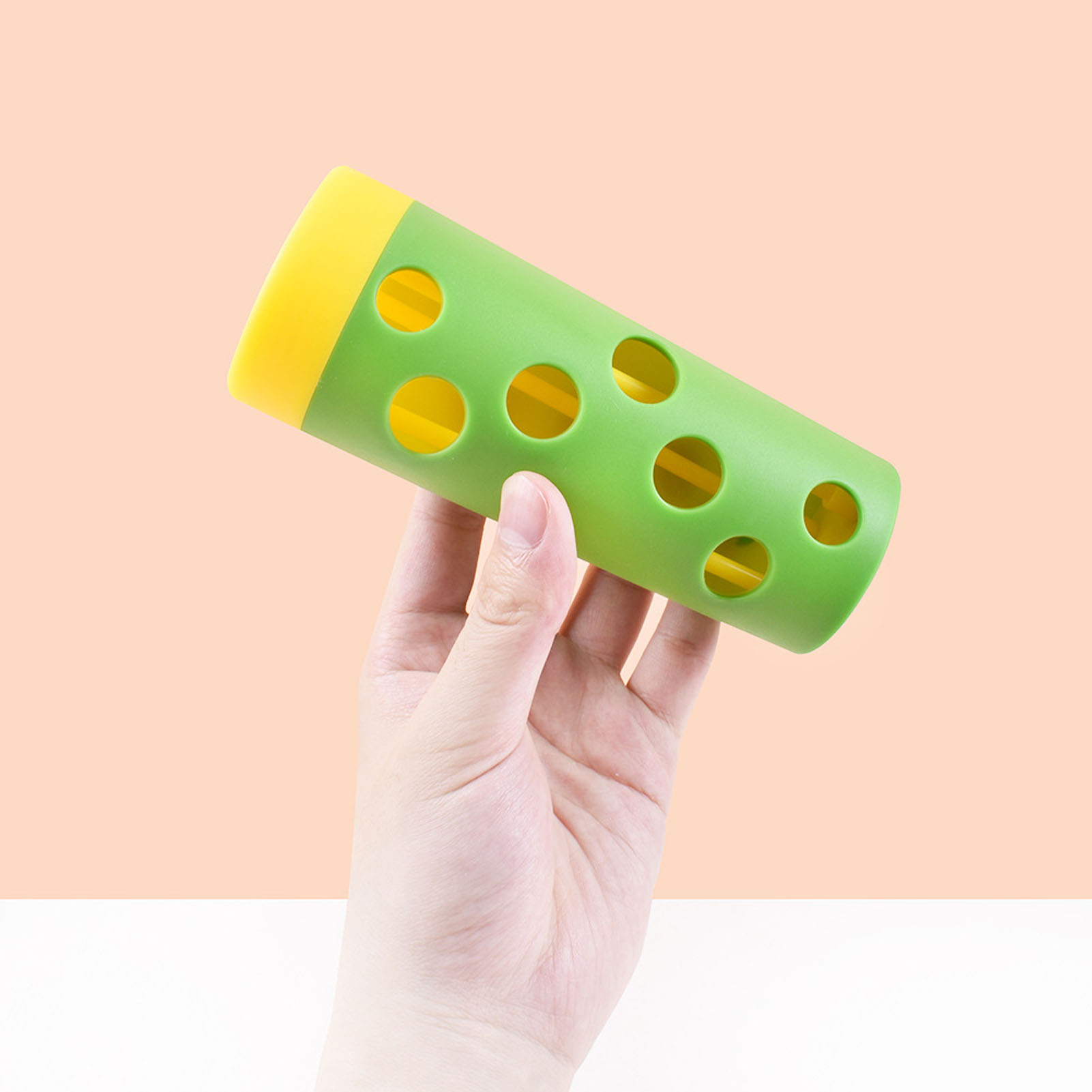 Chicken Treat Roller Bite Resistant Slow Feeding Interesting Safe Feeder Toy For Poultry Chicken