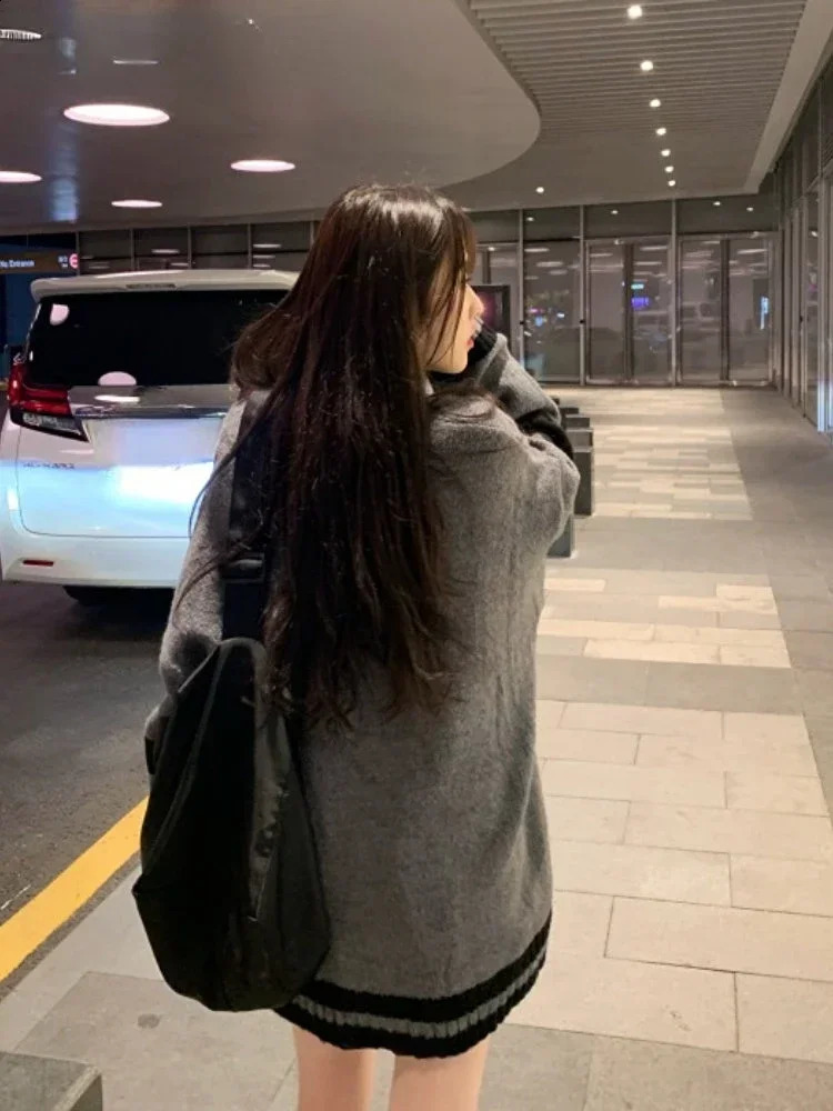 Cardigan Winter Grey Striped Knitted Sweater Women Korean Fashion Style Harajuku Oversize Preppy Female Coat 240904