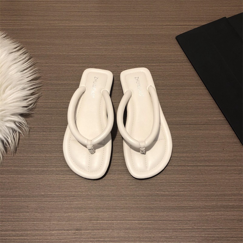 Slippers Shoes Flat Rubber Flip ps Slides Low Summer Clogs New Woman Pantofle Hawaiian Sier Designer Beach 2024 PU Fabri 8e1c