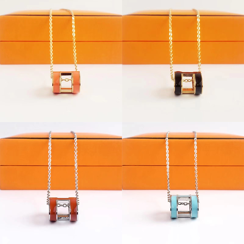 Women's 18k Gold Designer Necklace Stainless Steel Silver Pendant Necklace Holiday Couple Anniversary Jewlery Gift