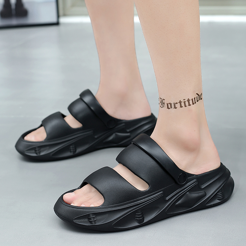 Men's Outdoor Sandals Slippers Beach Comfortable Thick Sole Clogs Men Casual Shoes Garden Water Shoes Men Women Beach Sandals