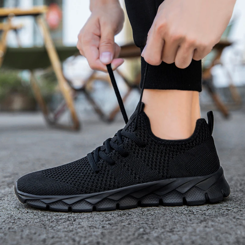 Ultralight Sneakers: Trendy Breathable Mesh Non-slip Casual Footwear for Men 4