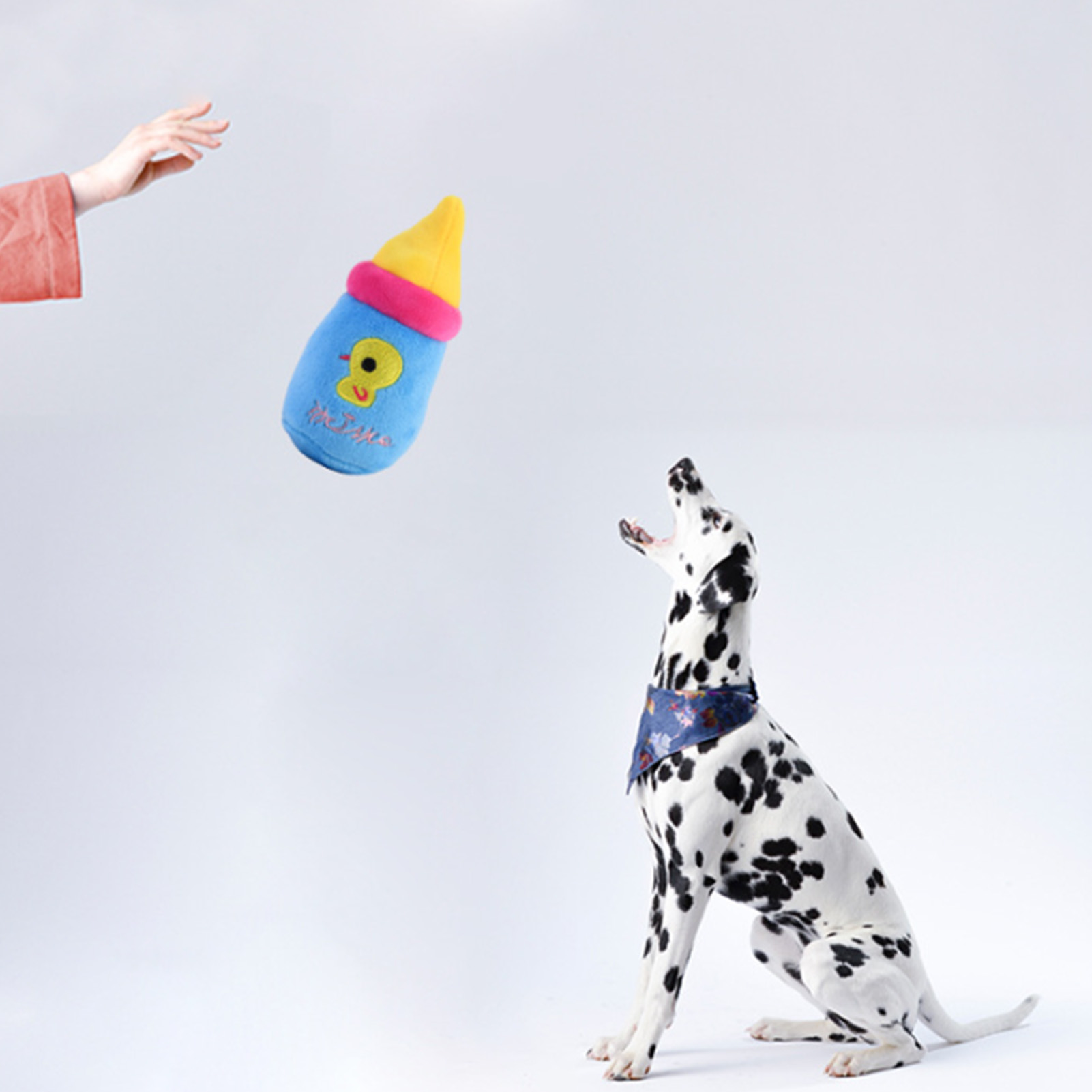 Dog Plush Toy Milk Bottle Bite Resistant Relieve Boredom Soft Pet Dog Squeaky Plush Toy For Indoor Outdoor