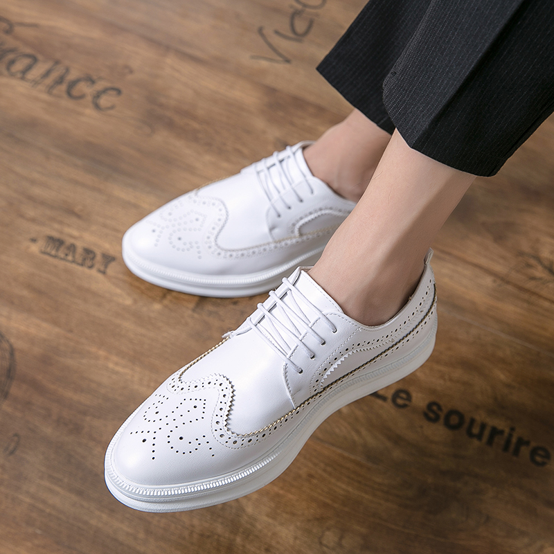 2025 new Brogues Leather Formal Oxfords Thick Bottom Fashion Wedding Party Men Dress Italian Designer Male Shoes 4a29