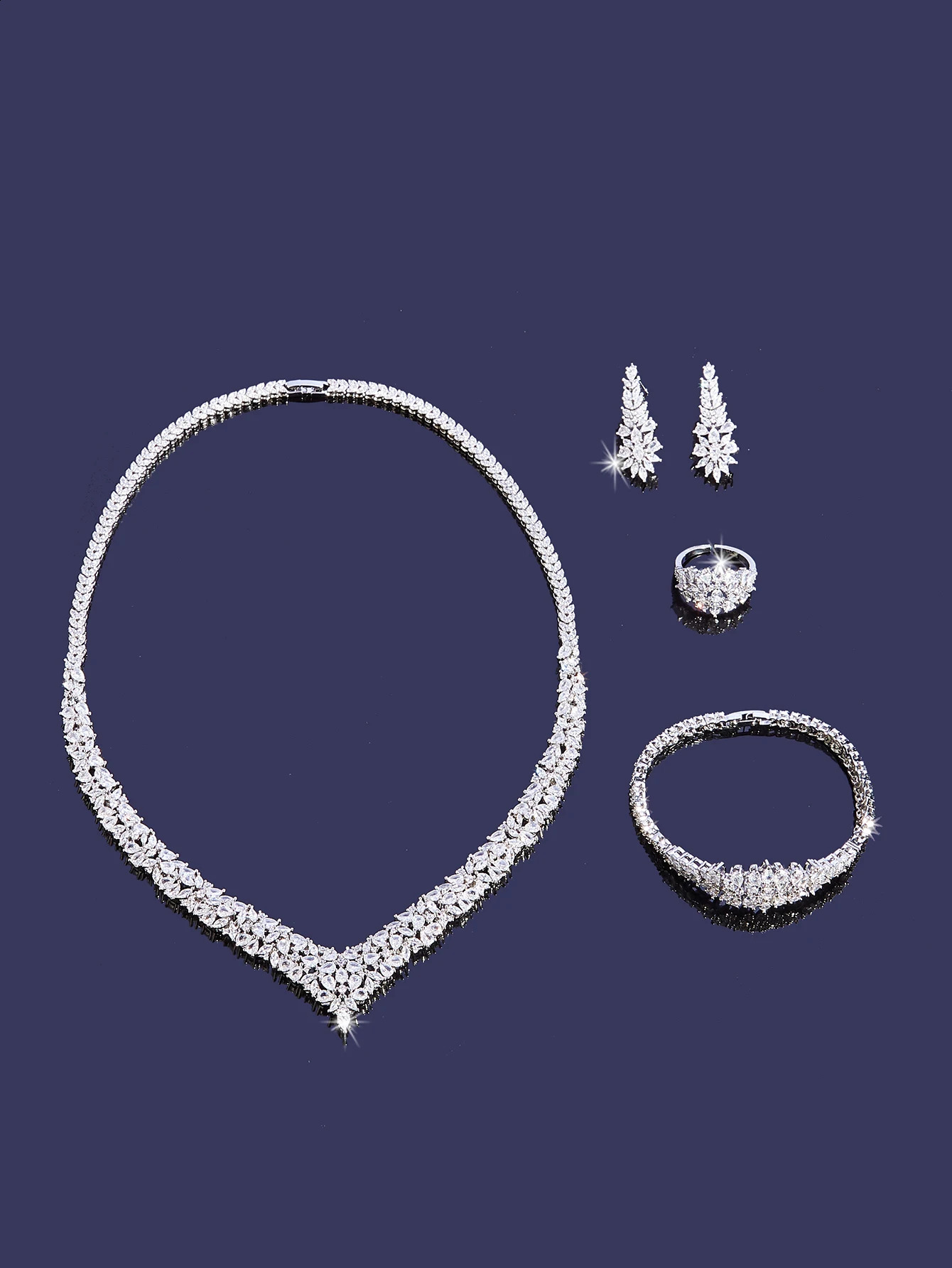 4-piece bridal cubic zirconia jewelry set suitable for womens party Dubai Nigeria CZ crystal wedding jewelry set 240906