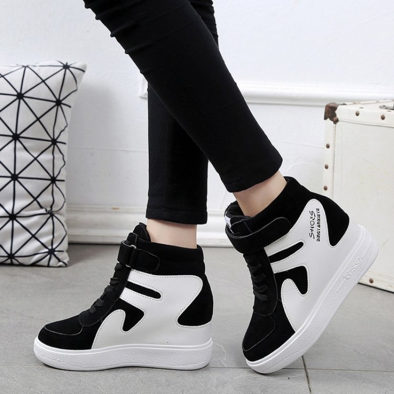 Red Sneakers Women 2023 New High Top Platform Casual Wedges Autumn Winter Female Black Internal Increase Vulcanize Shoes Lace-up