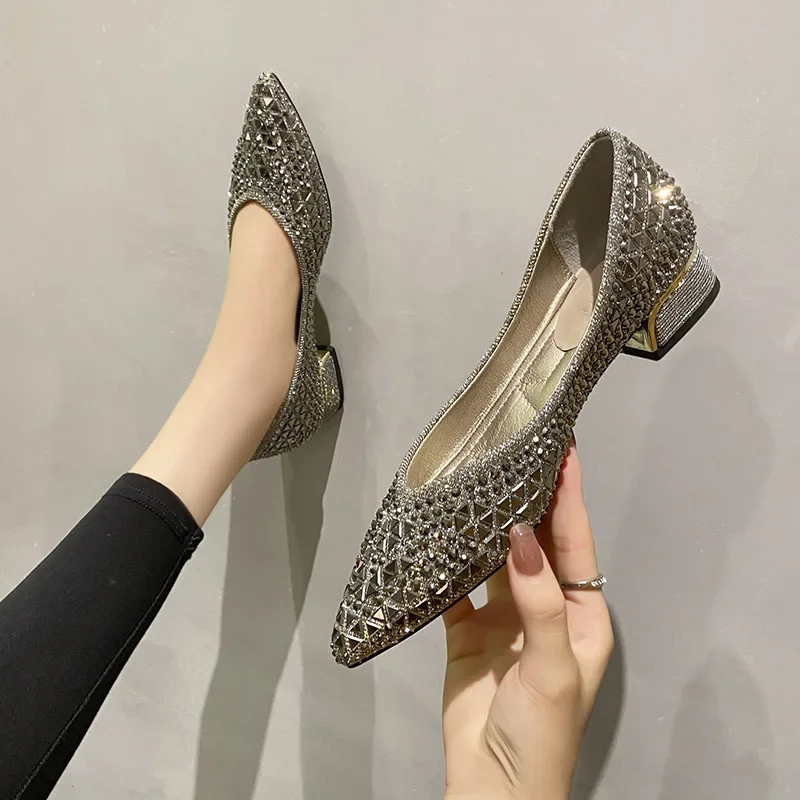 Designer 2023 Woman Trafa Crystal Pumps Low Heeled Party Bride Wedding Shoes Female Sequin New Loafers Ladies Dress High Heels