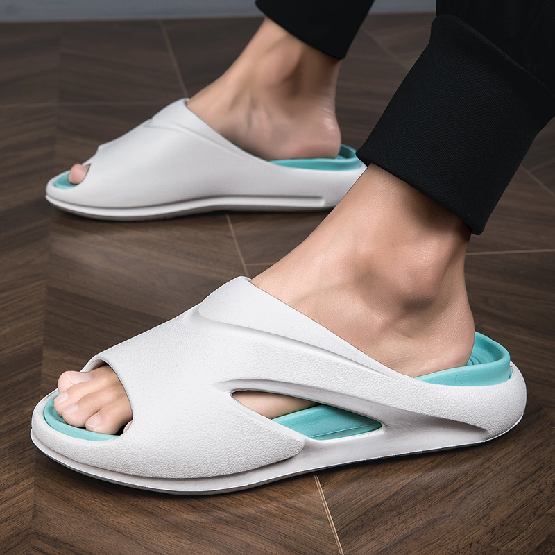 New Men's Slippers Indoor Outdoor Sandals Beach Comfortable Soft Slides Design Men Casual Shoes Flip-flops Home Slippers Sandals