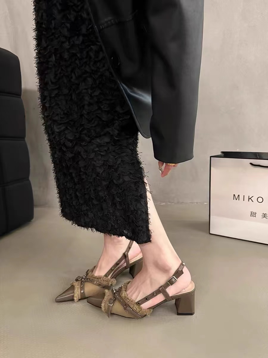 New in Sexy Fashion T-Strap Ladies Heels Shoes Female Slides Pointed Toe Mules Rivet Women Thin High Heels Shoes Footwear