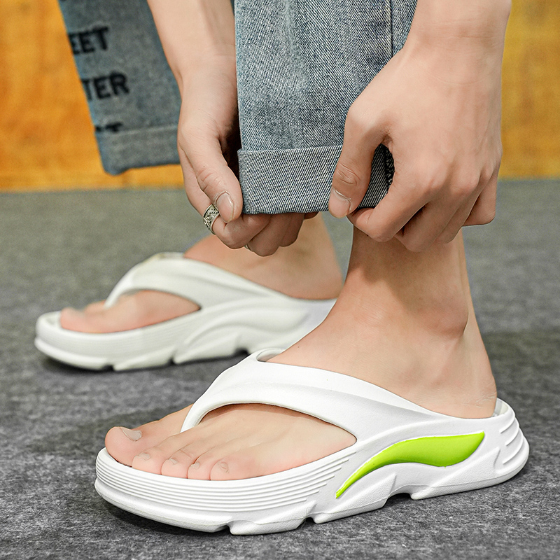 Men's Flip Flops Outdoor Indoor Slippers Soft Sole Slides Comfortable Men Beach Sandals Non-slip Home Women Slippers Flip Flops