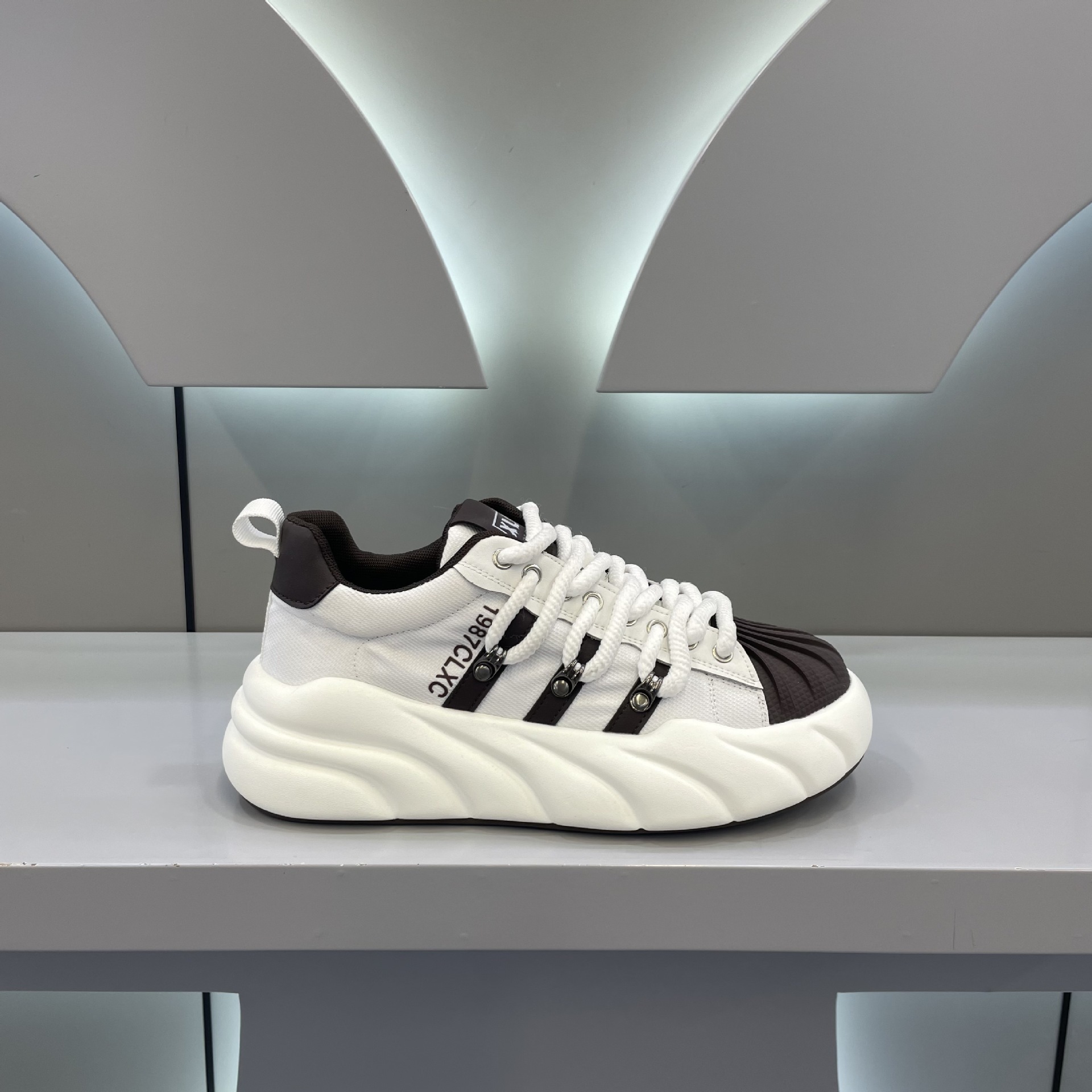 Ddmybear Fashionable Versatile Thick Soled Sports And Leisure Dad With Increased Height, Breathable Shell Head Trendy Men's Shoes Chinese Brand S