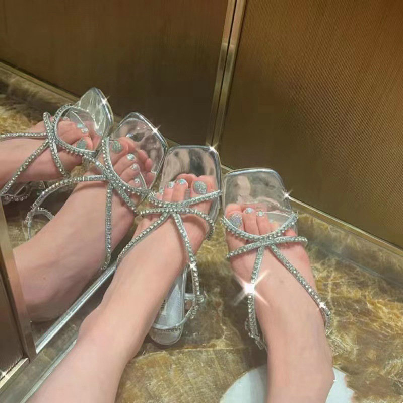 2025 new Ankle Sexy Strap Sier Sandals Women Party Summer Sgback Heels High Quality Crystal Dia Square Toe Wedding Shoe 520a