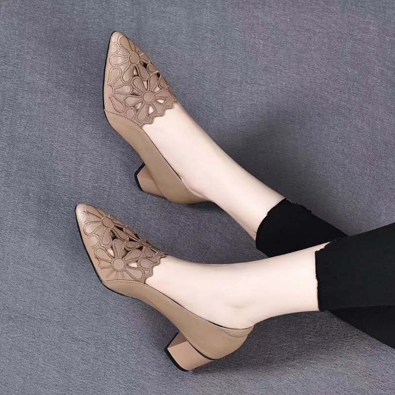 Spring New Flowers Hollow Sandals Women Retro Pointed Toe Chunky High Heels Breathable Fashion Ladies Shoes Zapatillas Mujer