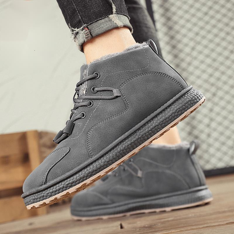 Winter thick snow with added fleece, outdoor sports warm cotton shoes, mid top lace up men's suede leather boots