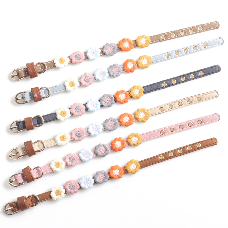 PU Puppy Collar with Metal Buckle and Cute Flower Decorations Flower Pet Collar Adjustable for Cats and Puppies Pet Accessories