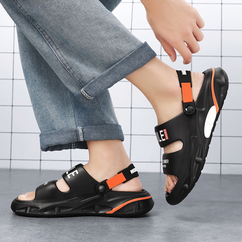 Fashion Men's Slippers Outdoor Indoor Sandals Beach Comfortable Slides Thick Soft Clogs NEW Men Casual Shoes Men Home Slippers