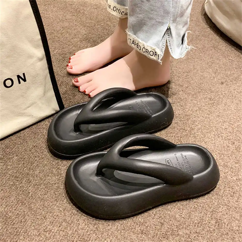 Super Lightweight Spa Flip Flops For Summer Women Boty Damske Shoes Sandals For Girls Girls Sneakers Sports Runing