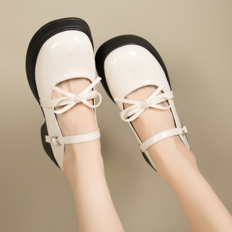Lolita Shoes Women's Flat on Platform Patent Leather Shoes Round Toe Mary Janes Shoes Bow Designer Thick Sole Girls Shoes 1533N