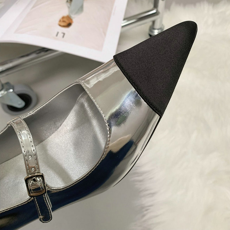 2025 new Fashion Pointy Wedges Heel Heels Women'S Summer Vintage Sier French Mary Jane Small Leather Shoes 0a41 s