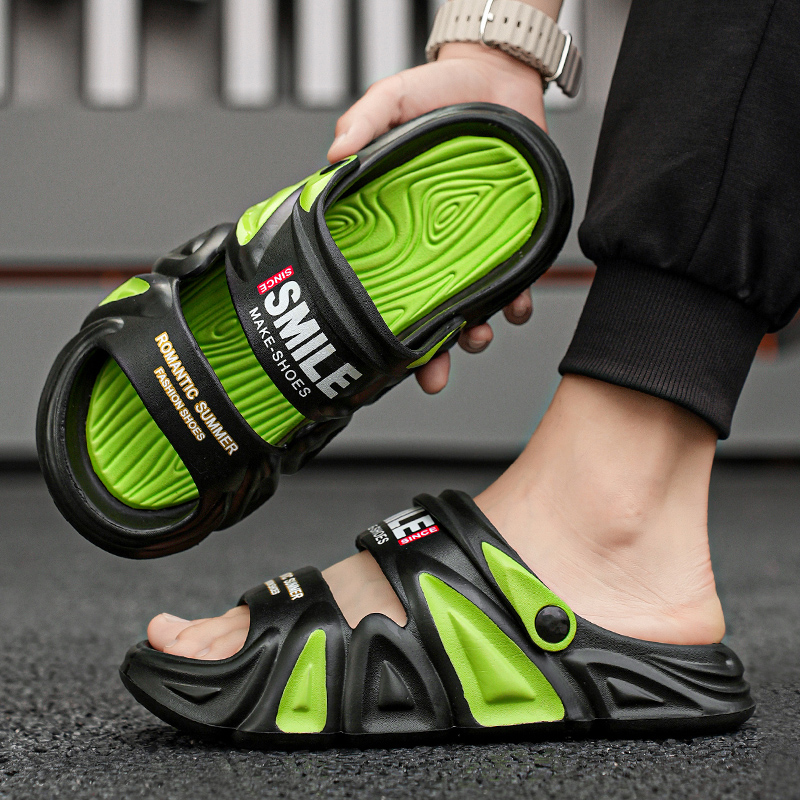 Fashion Men's Outdoor Sandals Slippers Beach Comfortable Slides Soft Clogs Men Casual Shoes Garden Shoes Men Women Beach Sandals