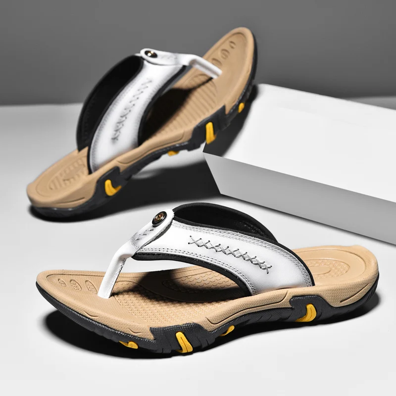Summer Men Outdoor Breathable Slippers Comfy Beach Waterproof Flip-flops Casual Leather Shoes House Flip Flops Bathroom Shoes