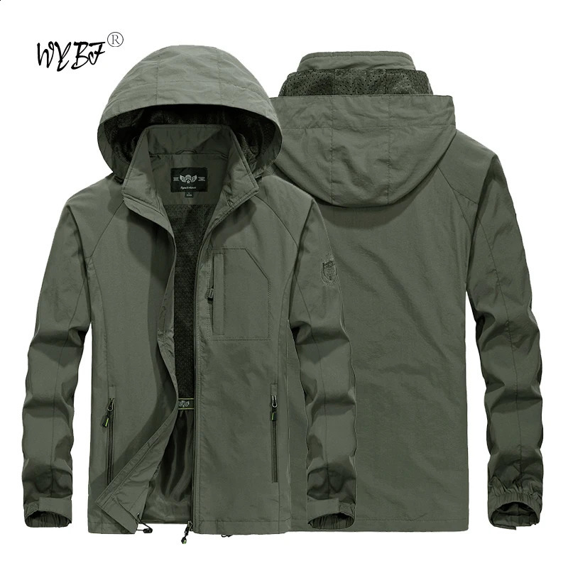 Fashionable mens casual windproof jacket hooded jacket mens waterproof outdoor soft shell winter jacket warm plus size 240905