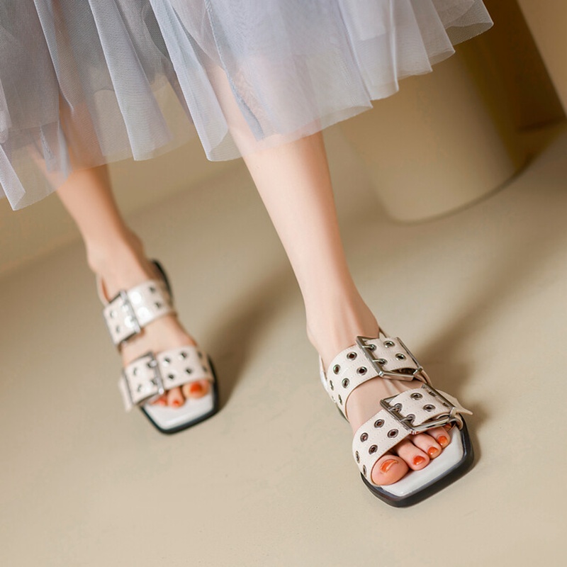 2025 new Summer NEW Split Leather for Women Square Toe Low Heel Casual Metal Belt Buckle Shoes Flat Sandals 99fe
