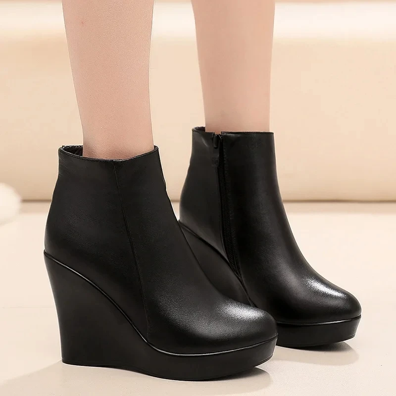 Women Genuine Leather Platform Ankle Boots Winter Female Plush Snow Boots Round Head Wedge Boots Women High Heel Shoes