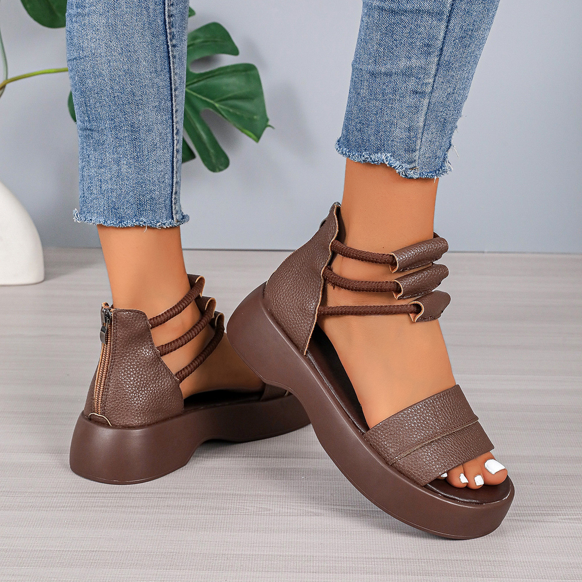 2025 new New Fashion Summer Retro Thick Bottom Pen Toe Hollow Back Zip Women's Sandals Brown Platform Elegant Heel Sandales Femme 7d4a
