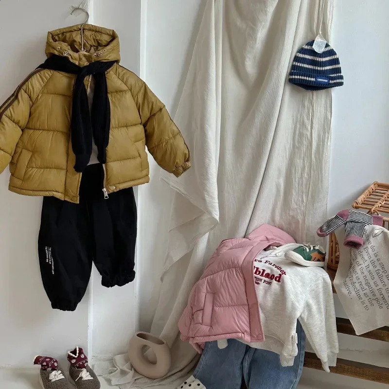 Korean Cotton Hooded Kids Jacket Winter Thicken Warm Girls Boys Casual Cotton Coats Outerwear Windproof Down Jackets 240906