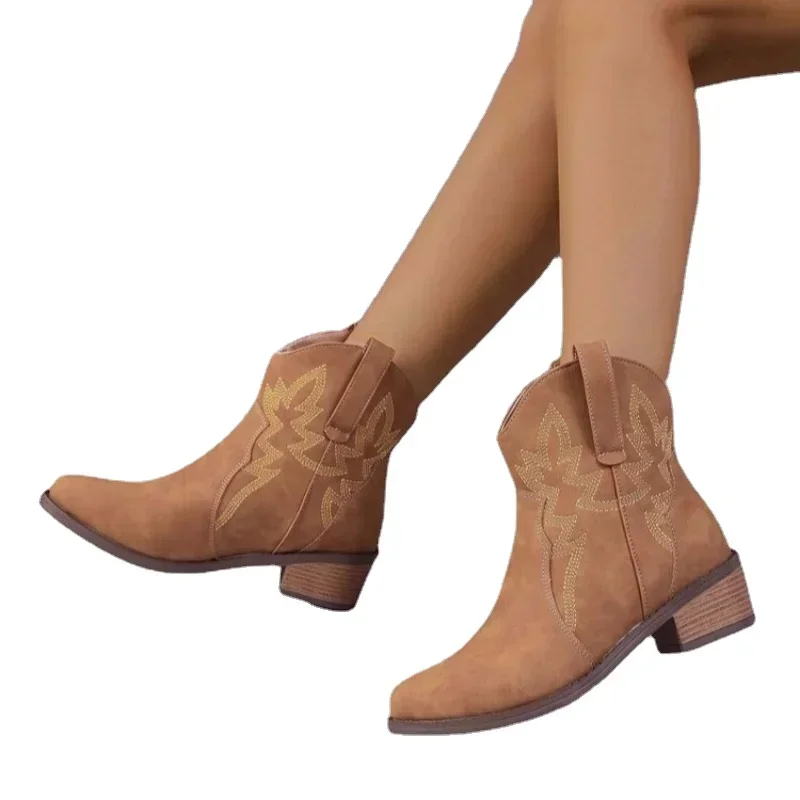 2025 new Women's Retro Embroidery Western Autumn Winter PU Leather Cowboy Boots Female Thick Heels Pointed Toe Mid-Calf Botas