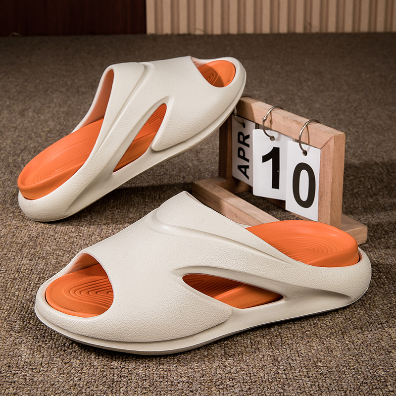 New Men's Slippers Indoor Outdoor Sandals Beach Comfortable Soft Slides Design Men Casual Shoes Flip-flops Home Slippers Sandals