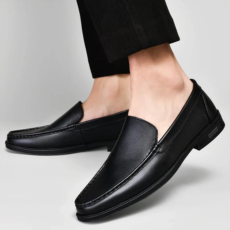 Male Comfy Walking Shoe Genuine Leather Slip on Mens Loafers Trend Casual Shoes Men er Moccasins Drive Shoes 240909