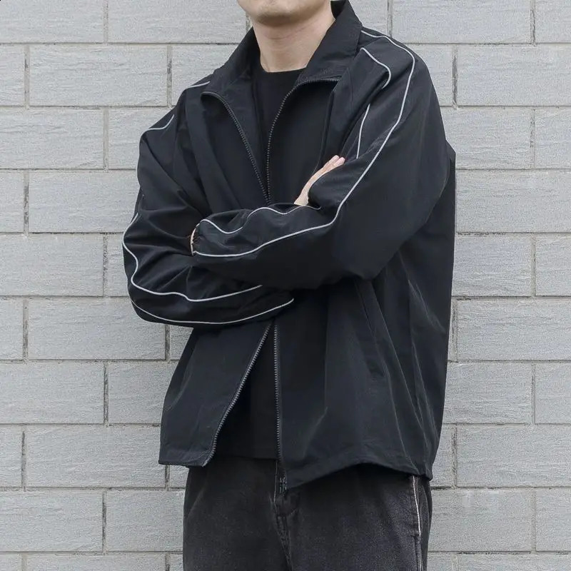 Jackets Men Autumn Pockets Casual Patchwork Loose Windbreaker Stripe Zipper Stand Collar Waterproof Outdoor Sports Bomber Jacket 240914