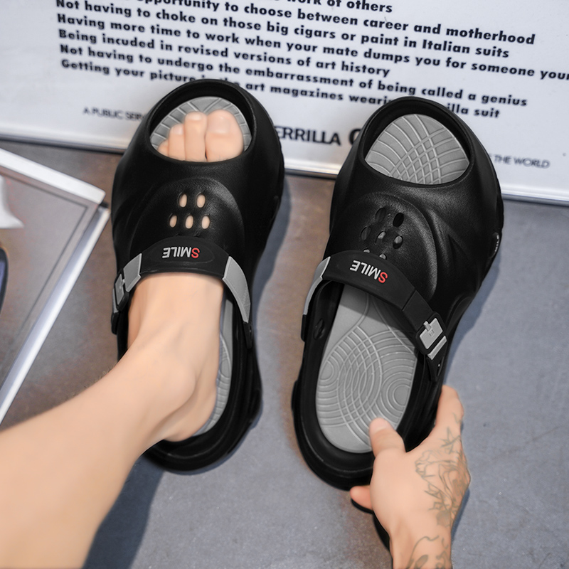 New Men's Outdoor Sandals Slippers Beach Comfortable Slides Soft Clogs Men Casual Garden Shoes Men Women Beach Sandals Slippers
