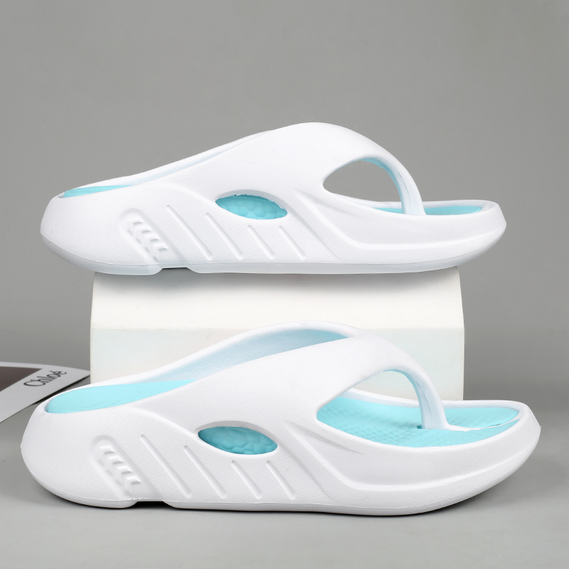 New Men's Flip Flops Outdoor Indoor Slippers Comfortable Slides Men Beach Sandals Non-slip Home Men Women Slippers Flip Flops