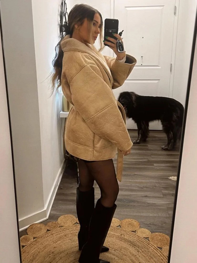 Winter Oversized Shearling Jackets For Women Winter Streetwear Belts Thick Warm Faux Teddy Fur Coat Double Faced Tops 240911