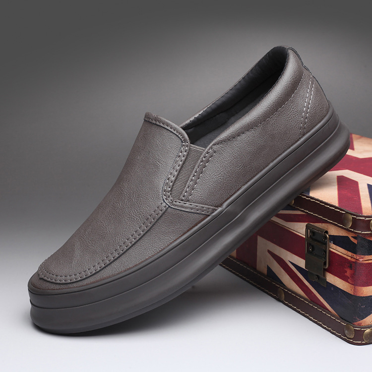 2022 Men Leather Casual Shoes Spring Autumn New Simple Style Loafers Fashion Man Slip on Cool Flat Shoes