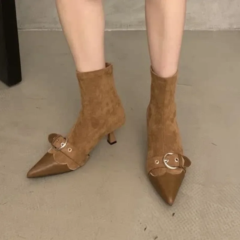 2024 Fashion Shoes Sleeve Women's Autumn Pointed Toe Solid Short Barrel Stilettos or Thin Heels Knight Boots b3a1