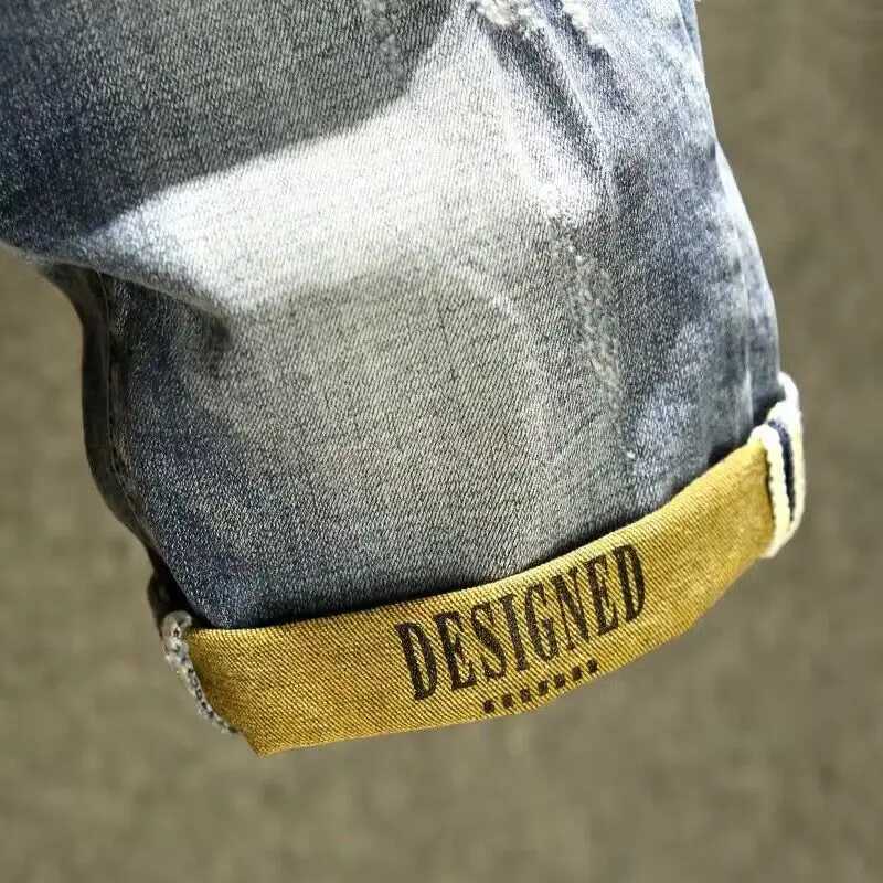 New Korean Fashion Summer Luxury Distressed Ripped Washed Jeans for Men Streetwear Designer Cargo Kpop Cowboy Punk Denim ShortsX240914