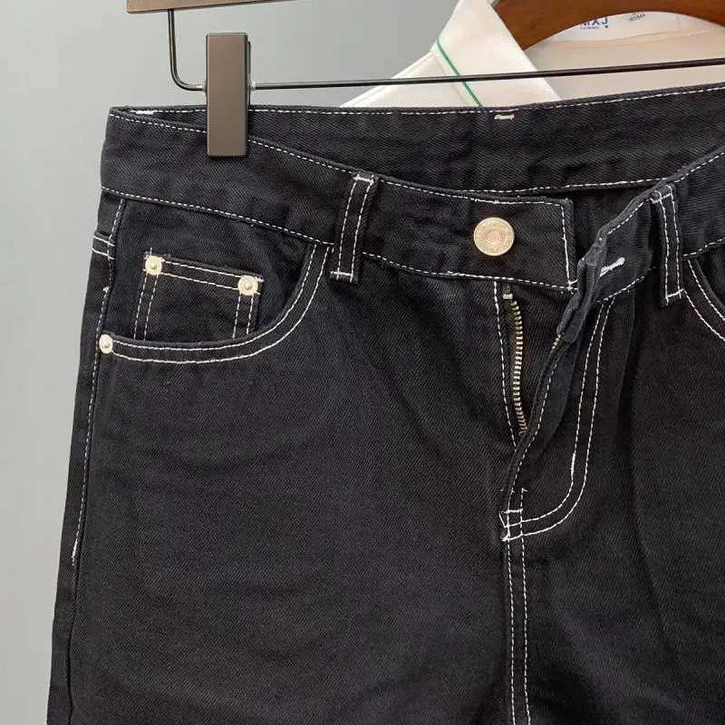 Fashion luxury Mens Knee Length Denim Shorts Summer 2024 Black Unique Line and Color Blocking Design cowboy short pants for menX240914