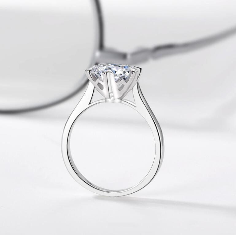 2CT Moissanite Diamond Women Fashion Jewelry Solitaire Real 100% 925 Sterling Silver Round Gemstones Party Eternity Ladies Engagement Band Ring Gift